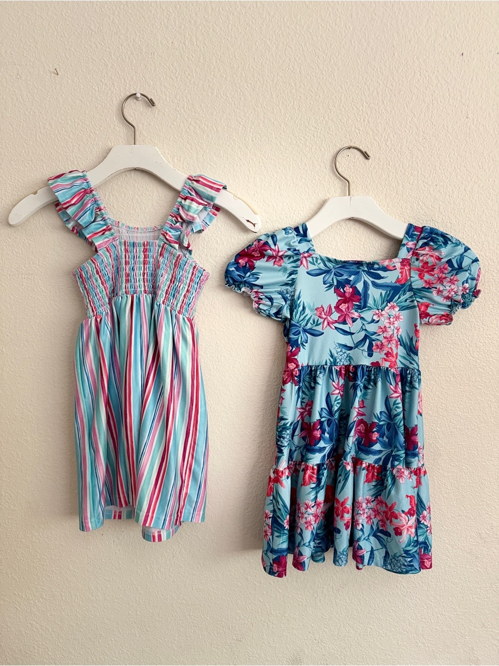 Tommy Bahama Set of 2 Girls Light Blue Floral/striped Dresses size 4T